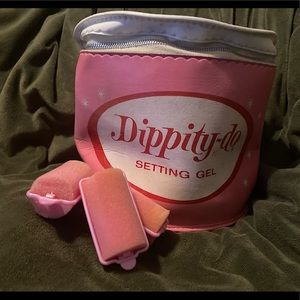 Vintage 1970s Dippity Do zippered bag - Retro C🙂🙂L at its finest!